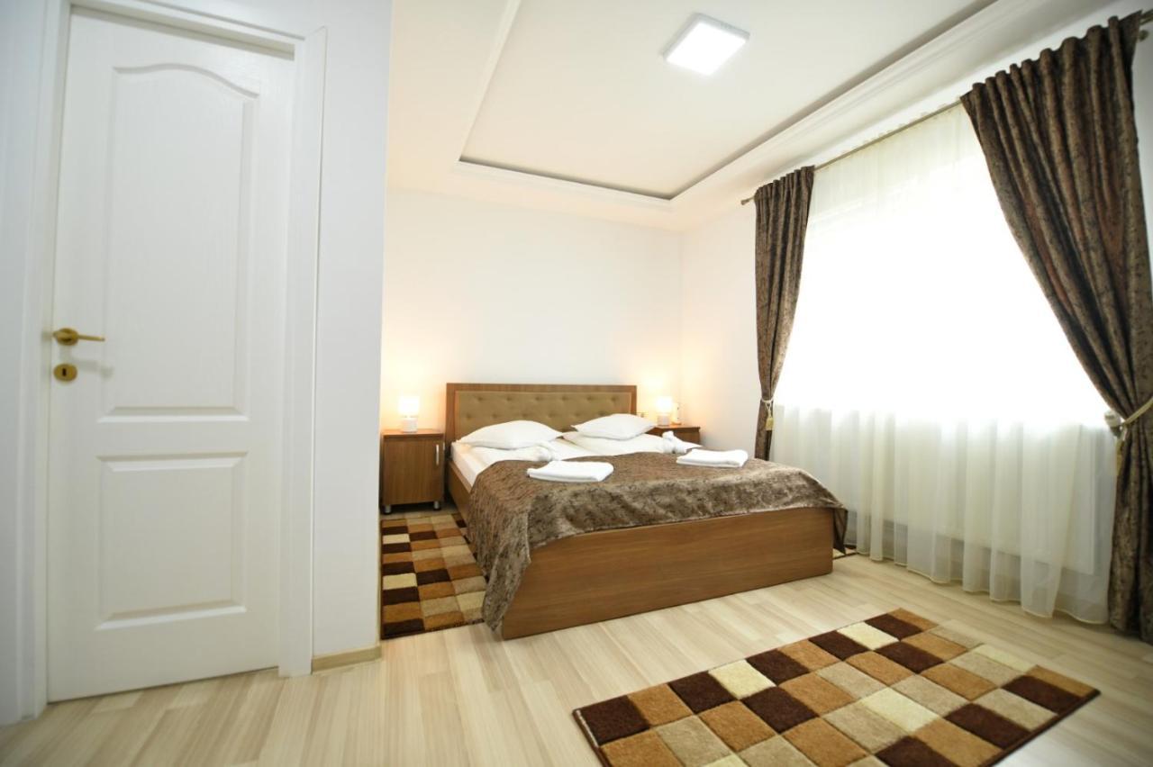 דירות Haţeg Casa Mirandre מראה חיצוני תמונה