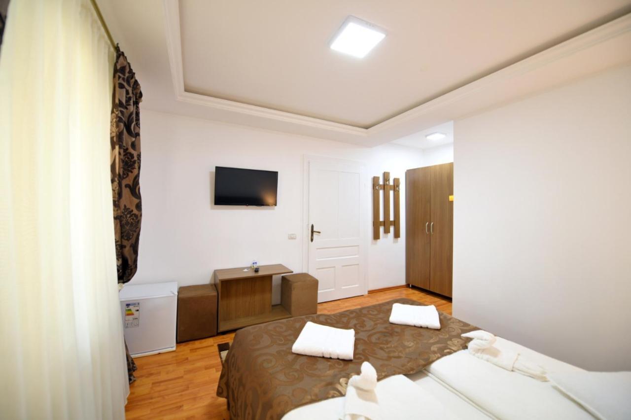 דירות Haţeg Casa Mirandre מראה חיצוני תמונה