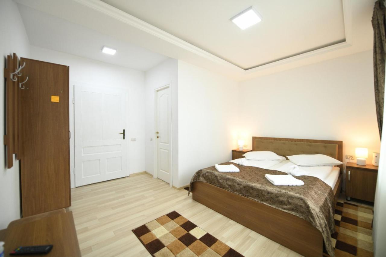 דירות Haţeg Casa Mirandre מראה חיצוני תמונה