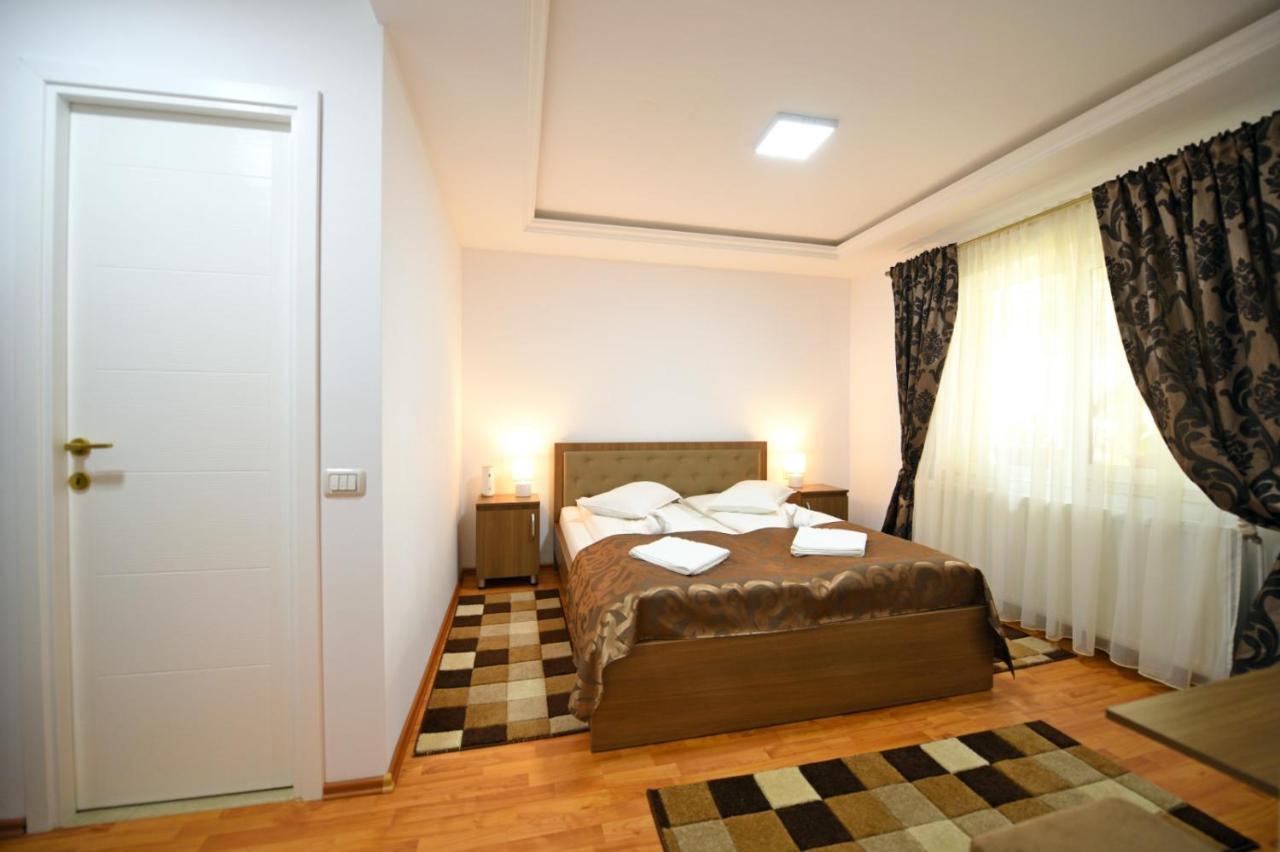 דירות Haţeg Casa Mirandre מראה חיצוני תמונה